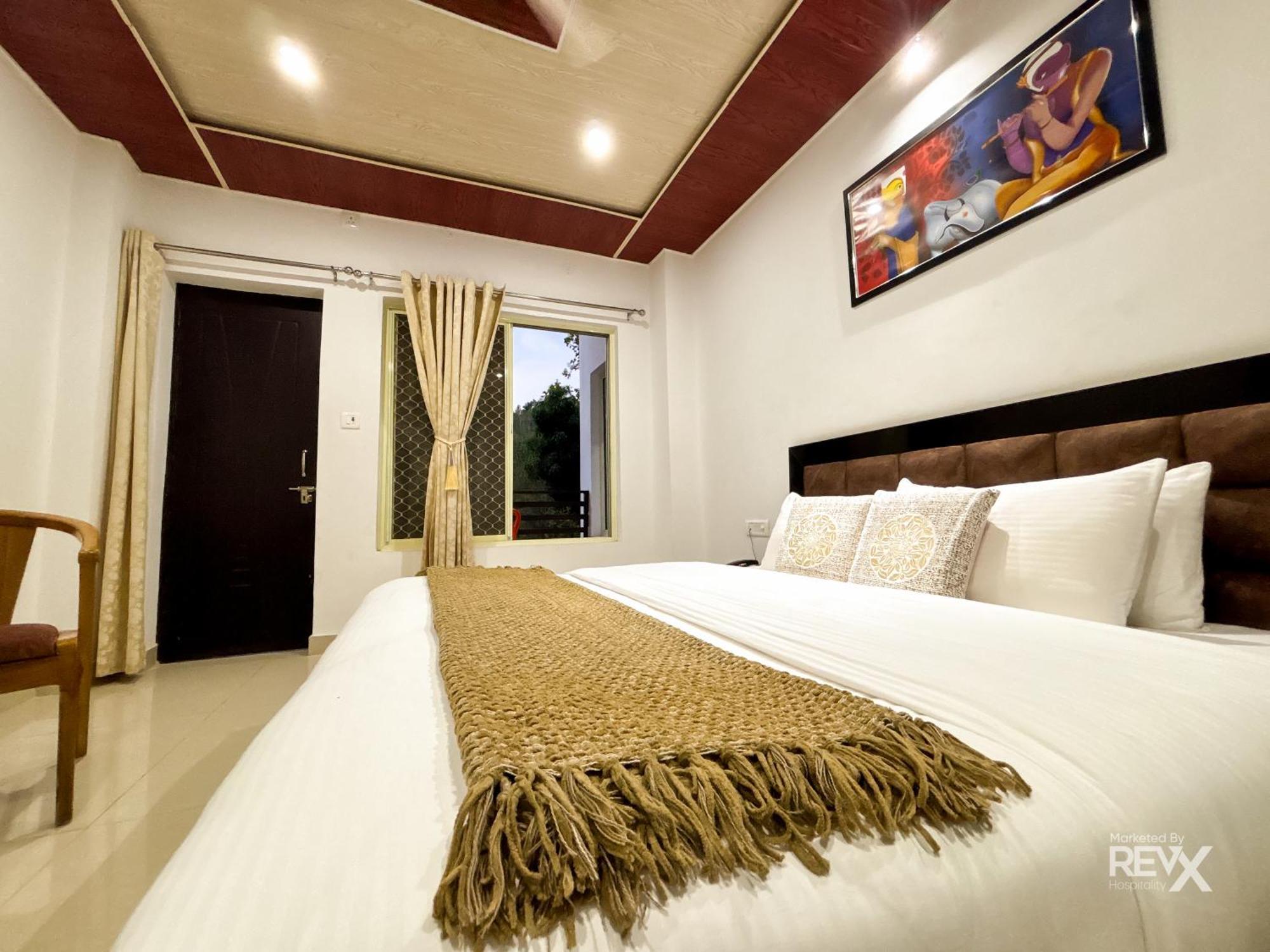 Hotel Prince Valley 兰斯顿 外观 照片
